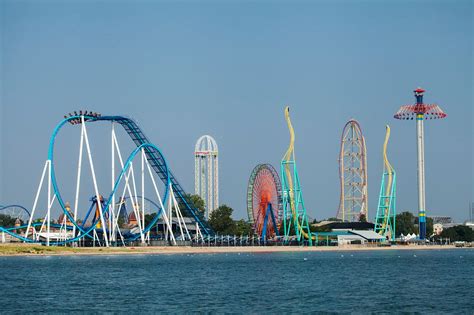 Ceader point - Tickets & Passes. Places to Stay. Park Info. 2024 Cedar Point & Cedar Point Shores Hours. Get revvved up in 2024 and buckle in as Cedar Point introduces Top Thrill 2, the world’s …